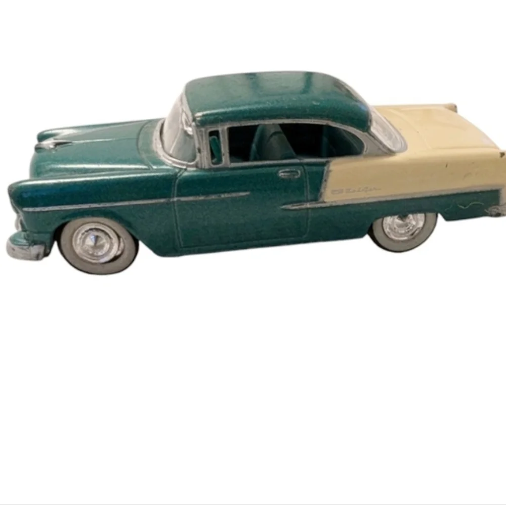 VINTAGE 1955 Matchbox Car Chevrolet Bel-Air Collectable Chevy 2-Tone Toy